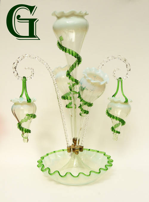 2122 vaseline GLASS EPERGNE