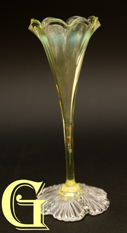 Vaseline Glass vase